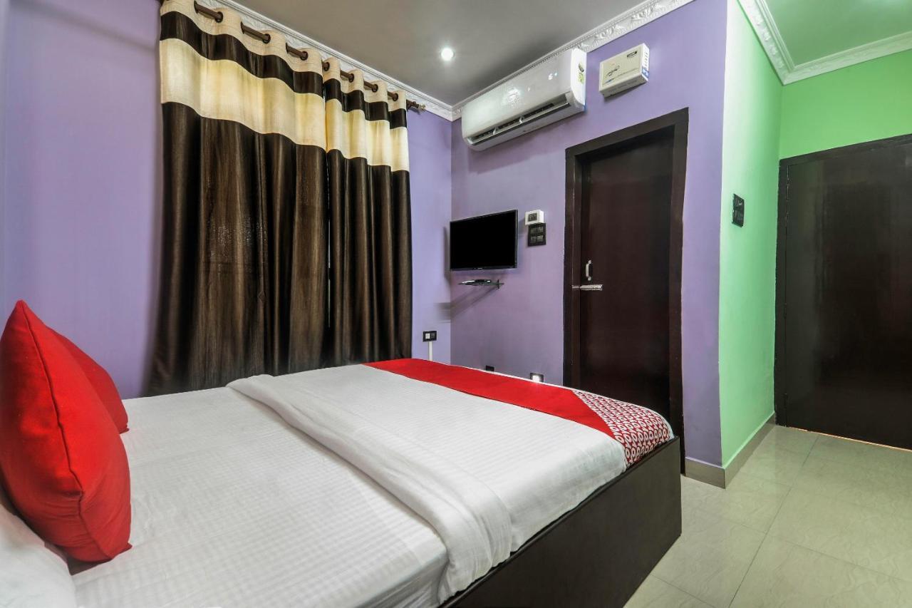 Oyo 13927 Green View Guest House Dispur Екстериор снимка