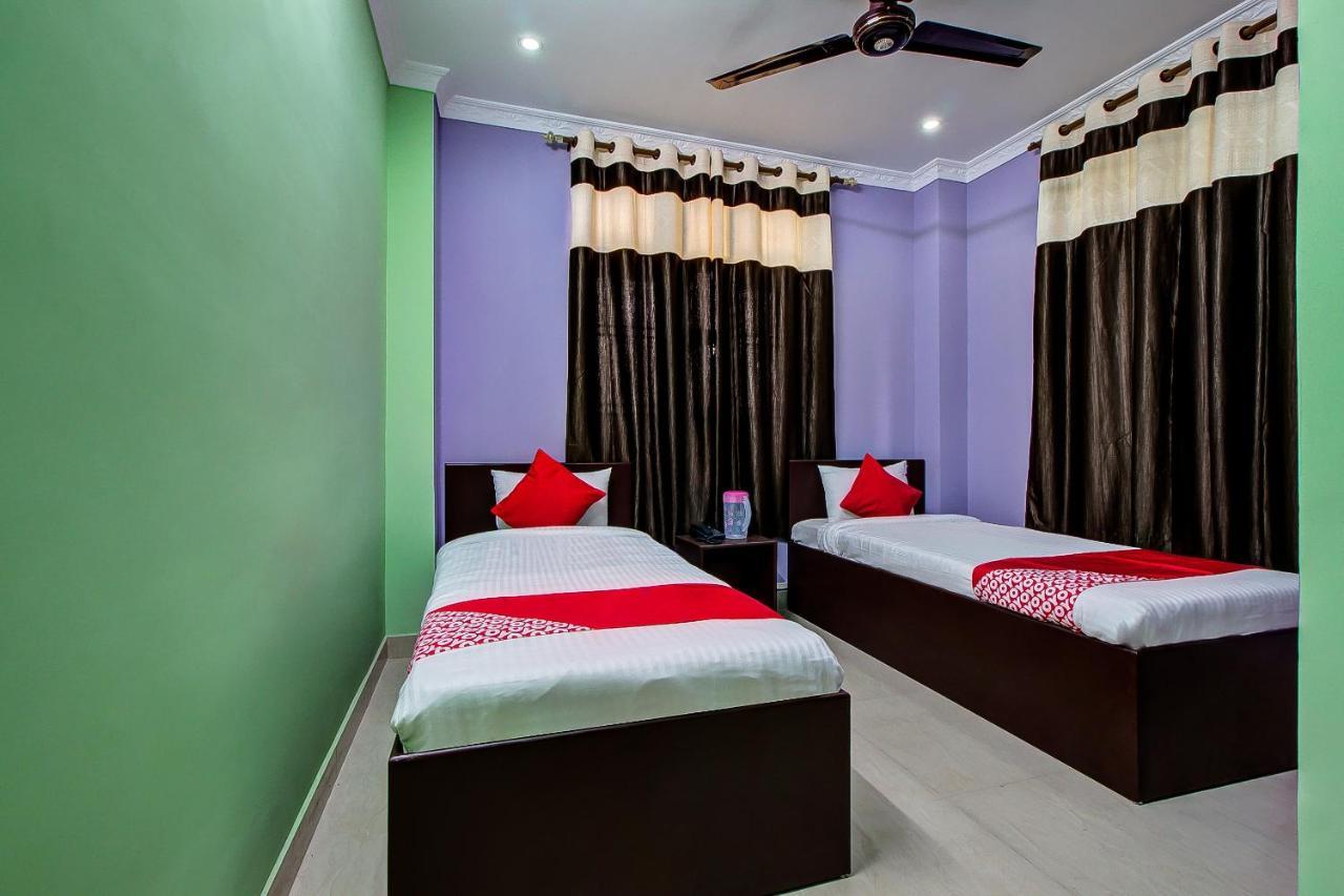 Oyo 13927 Green View Guest House Dispur Екстериор снимка