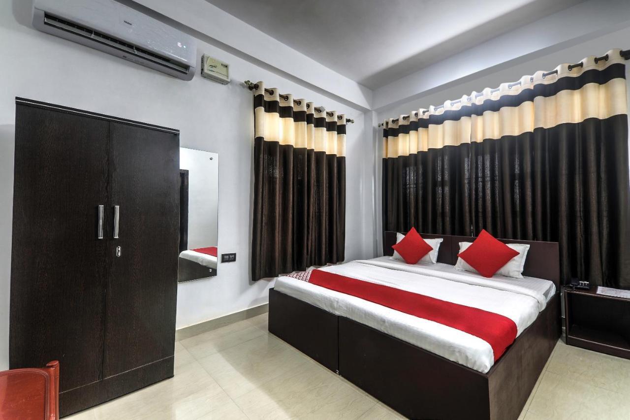 Oyo 13927 Green View Guest House Dispur Екстериор снимка